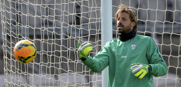 天空体育：曼联大胜进前四，阿森纳小胜利物浦，切尔西三连平